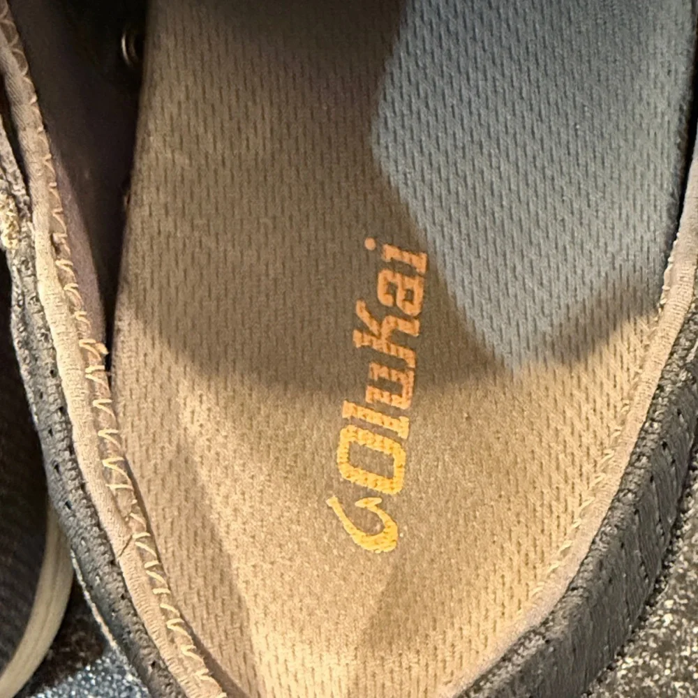 OluKai Men's Black and Gray Nohea Moku Boat Shoes - size 9